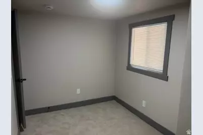 233 N 4th St, Tooele, UT 84074 - Photo 5