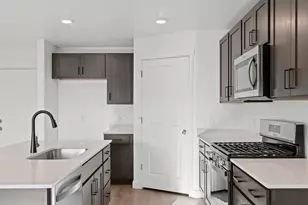 2222 N Glacier Ln E, Heber City, UT 84032 - Photo 7