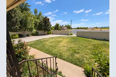 731 S Main St, Kaysville, UT 84037 - Photo 23