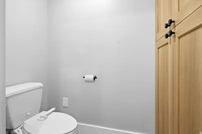 3661 E Spruce Dr, Salt Lake City, UT 84124 - Photo 37