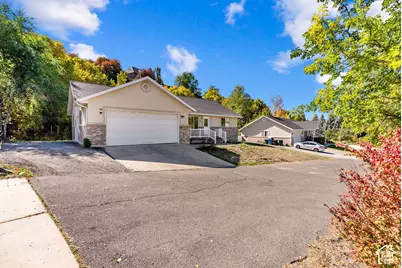 838 E Mountain Rd, Logan, UT 84321 - Photo 7