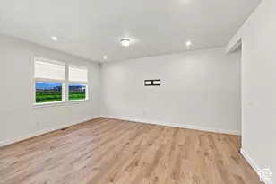 2433 W Wysteria Dr, Mapleton, UT 84664 - Photo 9