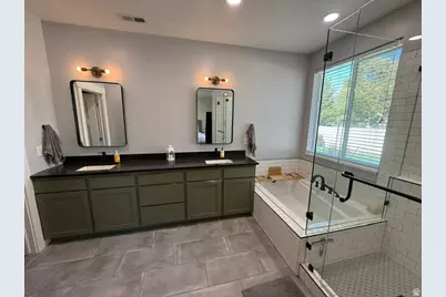 2054 W Loveland Ct S, Farmington, UT 84025 - Photo 21
