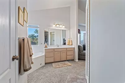 4838 W Cherry Laurel Ln S, West Jordan, UT 84081 - Photo 31