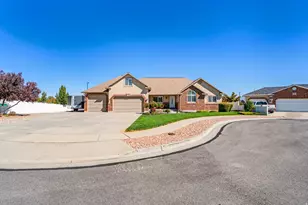 4838 W Cherry Laurel Ln S, West Jordan, UT 84081 - Photo 1