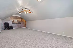 4838 W Cherry Laurel Ln S, West Jordan, UT 84081 - Photo 41