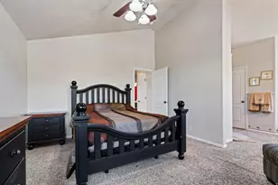4838 W Cherry Laurel Ln S, West Jordan, UT 84081 - Photo 27