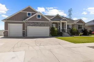 45 N Village Park Dr E, Layton, UT 84041 - Photo 3