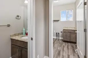 45 N Village Park Dr E, Layton, UT 84041 - Photo 29