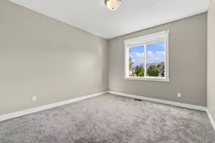 45 N Village Park Dr E, Layton, UT 84041 - Photo 47