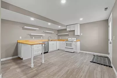 45 N Village Park Dr E, Layton, UT 84041 - Photo 45