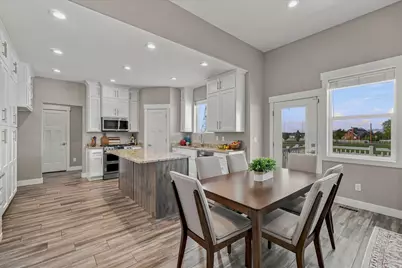 45 N Village Park Dr E, Layton, UT 84041 - Photo 9