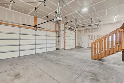45 N Village Park Dr E, Layton, UT 84041 - Photo 51