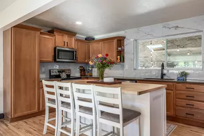 9958 S Barium Ln, Sandy, UT 84094 - Photo 13