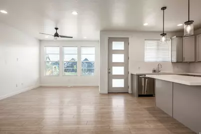 405 W 3175 N, Lehi, UT 84043 - Photo 3