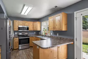 735 E Cahoon St, Ogden, UT 84401 - Photo 7