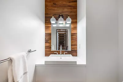 665 S 900 E, Salt Lake City, UT 84102 - Photo 25