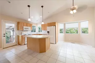 858 N Crimson Ln, Kaysville, UT 84037 - Photo 7