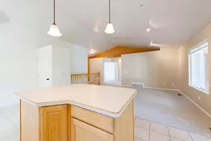 858 N Crimson Ln, Kaysville, UT 84037 - Photo 5