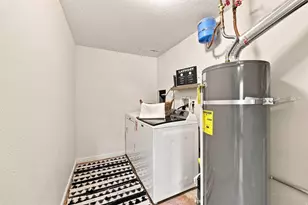 3836 S 6515 W, West Valley, UT 84128 - Photo 25
