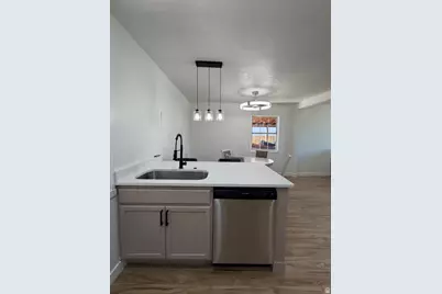 4085 W 5780 S, Salt Lake City, UT 84118 - Photo 9