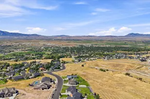 1833 E 3550 N, North Logan, UT 84341 - Photo 57