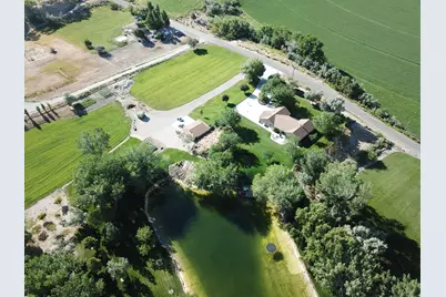 1040 W Mill Rd, Ferron, UT 84523 - Photo 1