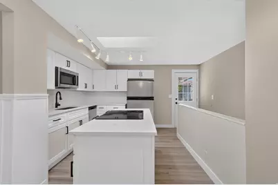 7472 S Silver Cir, West Jordan, UT 84084 - Photo 7