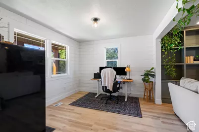 6916 N Cherokee St E, Eagle Mountain, UT 84005 - Photo 9