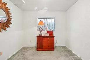 5186 W Saguaro Dr, West Jordan, UT 84081 - Photo 25