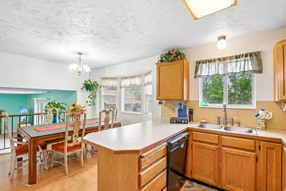 5186 W Saguaro Dr, West Jordan, UT 84081 - Photo 7
