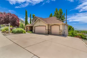1062 E 1150 St N, Pleasant Grove, UT 84062 - Photo 3