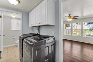 1289 E 3025 N, Layton, UT 84040 - Photo 27
