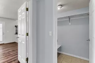 1289 E 3025 N, Layton, UT 84040 - Photo 29