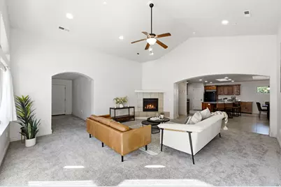 721 E 100 S, Layton, UT 84041 - Photo 9