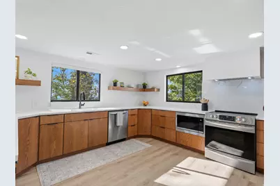 7439 S 2200 E, Salt Lake City, UT 84121 - Photo 17