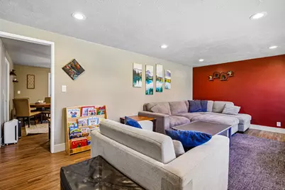 9956 S Aster Ln E, Sandy, UT 84094 - Photo 5