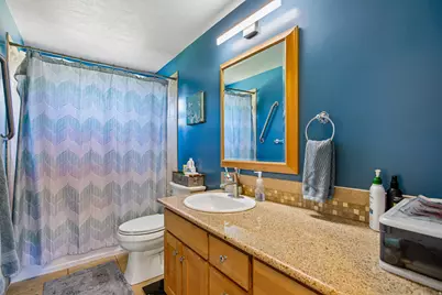 9956 S Aster Ln E, Sandy, UT 84094 - Photo 17