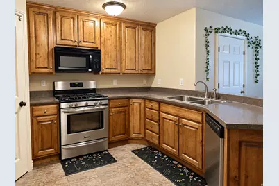 99 E 760 S #B104, Vernal, UT 84078 - Photo 9