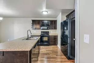 2457 S Andover St, West Haven, UT 84401 - Photo 9