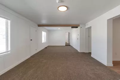 470 E Main St, Wellington, UT 84542 - Photo 5