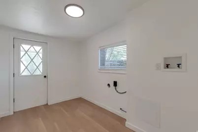 470 E Main St, Wellington, UT 84542 - Photo 11