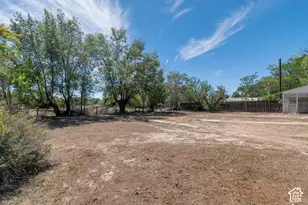 470 E Main St, Wellington, UT 84542 - Photo 25