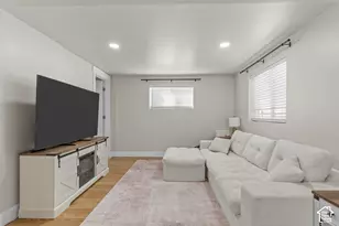 291 E 1950 S, Bountiful, UT 84010 - Photo 25