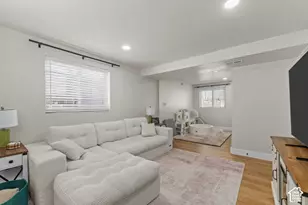 291 E 1950 S, Bountiful, UT 84010 - Photo 15