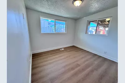 5334 S 5240 W, Salt Lake City, UT 84118 - Photo 17