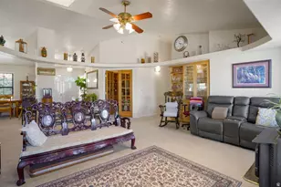 708 E Mule Deer Dr, Central, UT 84722 - Photo 7