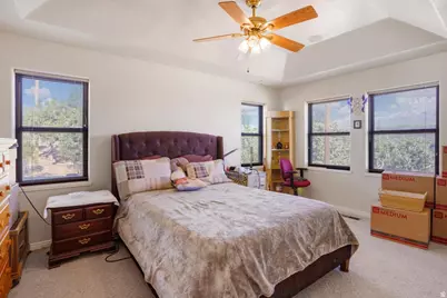 708 E Mule Deer Dr, Central, UT 84722 - Photo 15