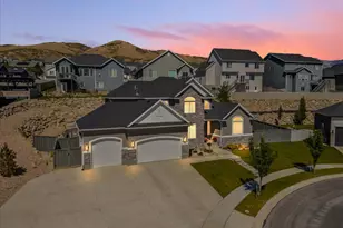 3961 N Morning Burst Ln, Lehi, UT 84048 - Photo 35