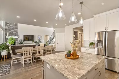 3961 N Morning Burst Ln, Lehi, UT 84048 - Photo 15